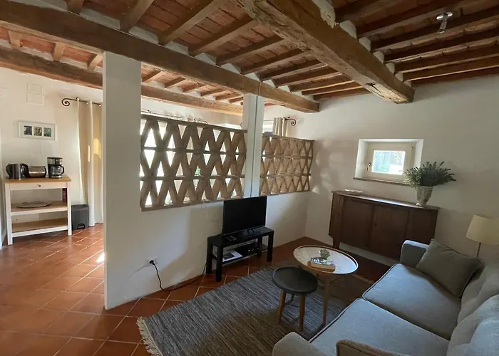 Casa Le Querce * كاستيغليون ديل لاغو