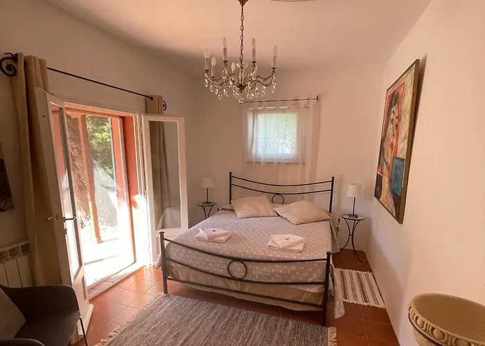 Casa Le Querce كاستيغليون ديل لاغو