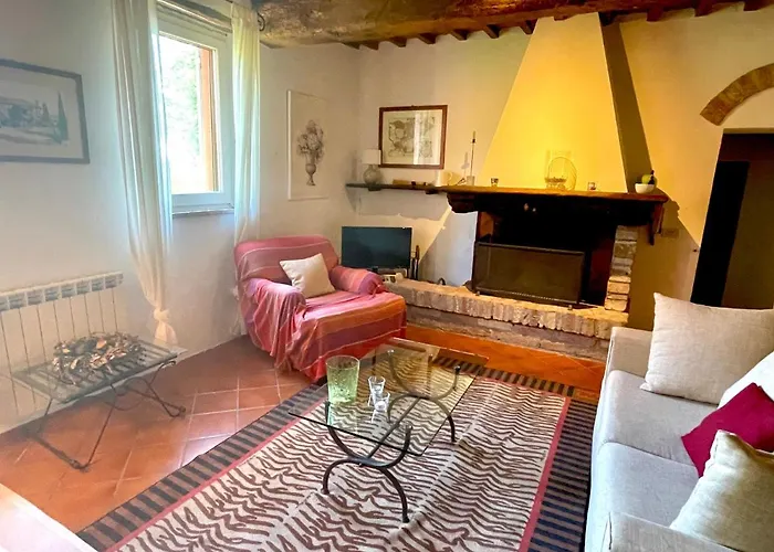 Casa Le Querce * كاستيغليون ديل لاغو